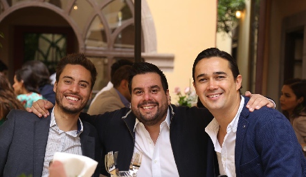  Daniel Zermeño, Miguel Rangel y Diego Durán.