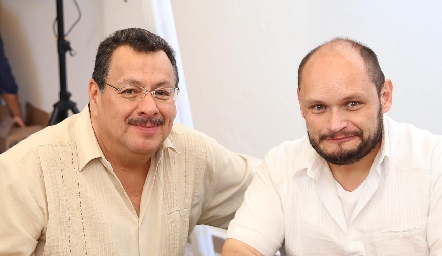  Miguel Martínez y Aurelio.