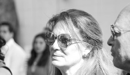  Begoña Ruiz .