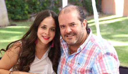  Adriana Ramón y Armando Villaseñor.