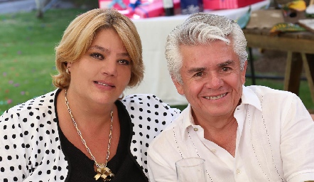  Dolores Pro y Guillermo López.