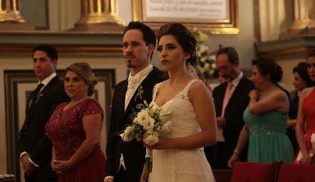  Luis Gabriel Pizarro y Claudia Lizaola.