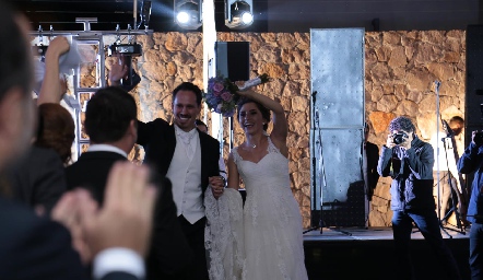  Entrada de los novios.