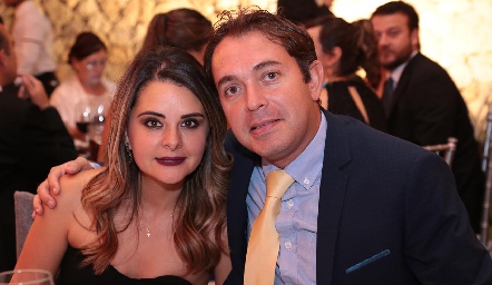  Gaby Lagos y Carlos Corrales.