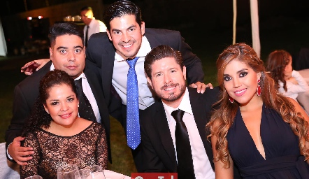  Gran noche.