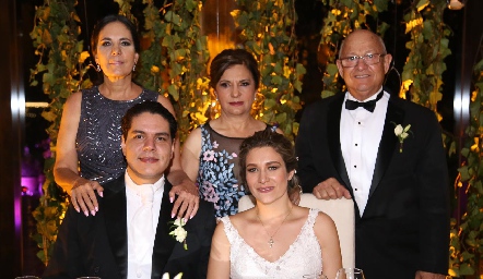  Maricarmen Delgado, Teresa Vázquez, Jorge Jaimes, Fernando Delgado y Ana Teresa Jaimes.