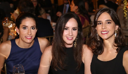  Rocío Madrid, Daniela Yapur y Jimena Padilla.