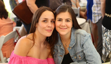  Jimena Castillo y Paola Pichardo.