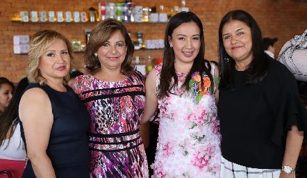 Carmen Loredo, Verónica Humara, Adriana Leyva y Rocío Zavala.