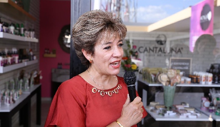  Marcela López.