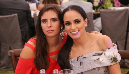  Daniela de la Fuente y Natalia Leal.