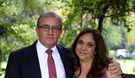 Manuel y Rebeca Villasuso.