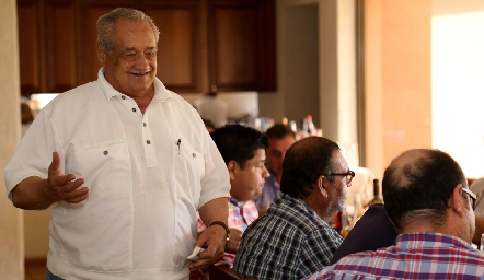  Eduardo Izar.
