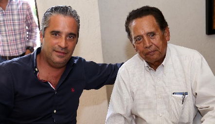  Juan Antonio Reverte y Francisco Solis.