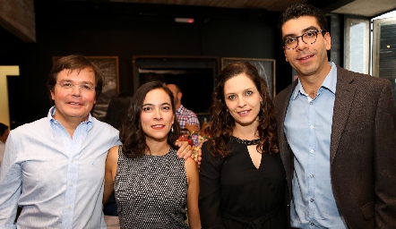  Sergio Mercado, Romina Cuevas, Magdalena Aldrete y César Tobías.