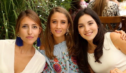  Ale Yebad, Sofía César y Yusa de la Rosa.