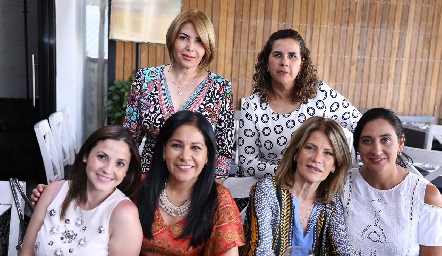  Ana Rodríguez, Graciela Torres, Jackeline Echegaray, Laura Gama, Leticia Rojas y Blanca de Cantú.