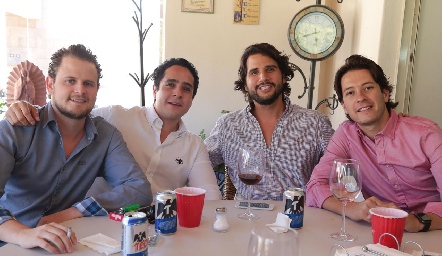  José Eduardo Perogordo, Ignacio Cisneros, Rodrigo Mercado y Mauricio Dibildox.