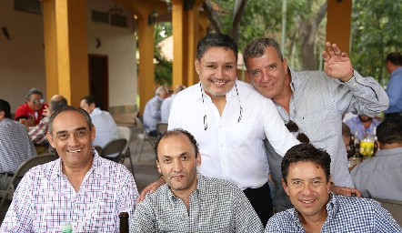  Óscar Hinojosa, Benjamín Orozco, Mauricio Hermosillo, Javier Abud y David Martínez .
