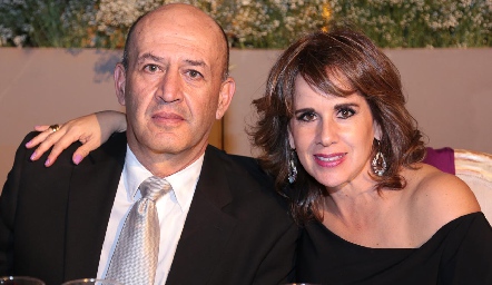  Miguel Abud y Martha del Río.