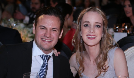  Jorge Pizzuto y Mariana Fernández.