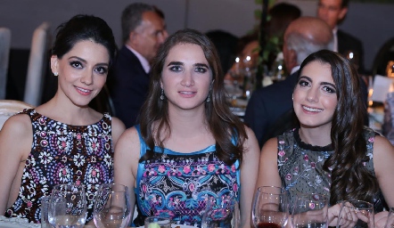  Irene Sarquis, Paola Musa y Ana Castrillón.