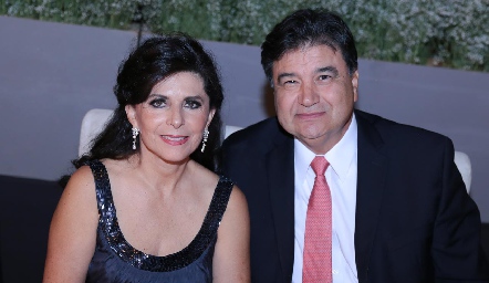  Adriana Díaz de León y Jesús Torres.