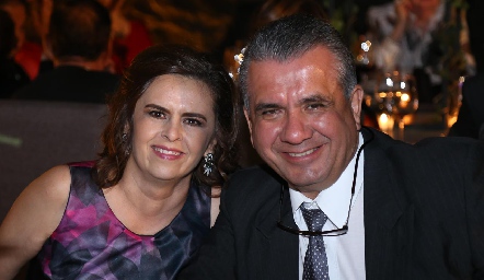  Norma Medellín y Juan Manuel Suárez.
