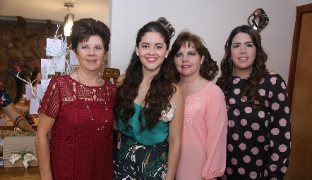  Flora Martínez, Ale Gascón, Lupita Martínez y Gaby Carrillo.