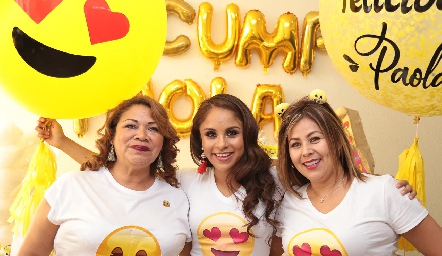  Sandy Melo, Paola Longoria y Julieta Gutiérrez.
