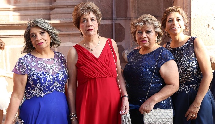  Coco Lucio, María Guadalupe Lucio, Rosario de Lira y Juanita de Palos.