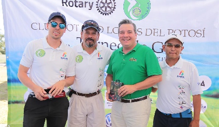  Club Rotario Lomas del Potosí.