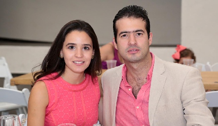  Paola Cano y Rodrigo Cortés.