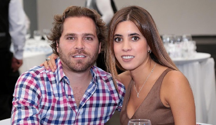  Javier Dantuñano y Daniela Güemes.