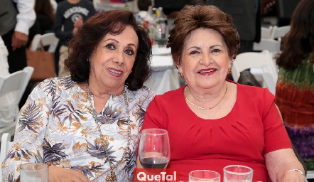  Marianela Galarza y Blanca Velasco.