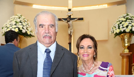  Mario y María del Carmen Güemes.