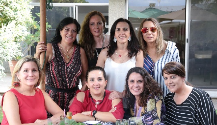  Lourdes del Valle, Alicia Téllez, Montse Gómez, Roxana Serna, Pupi García, Ana Irma Ramos, Guadalupe Bárcena y Beatriz Carpizo.