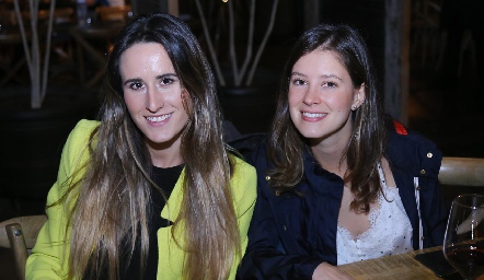 Anna Ortuño y Regina Mendizábal.