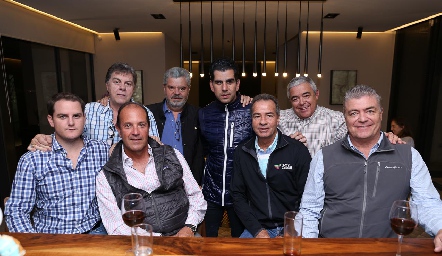  Juan Carlos Valladares, Luis José Ruiz, Alejandro Valladares, Alberto Lozano, Miguel Valladares, Óscar Gaviño, José Luis Hernández y Roberto Lozano.