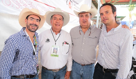  Manuel González, Guillermo Torres, Salvador Álvarez y Jaime Valle.