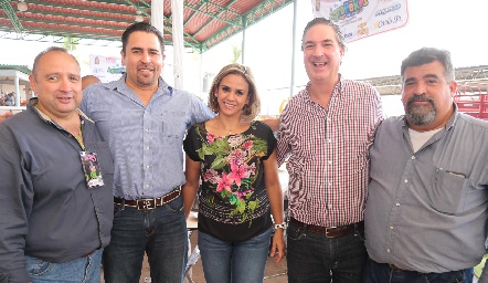 Guillermo Acebo, Arturo López, Dalina Flores, Andrés Bárcena y Roberto Strop.