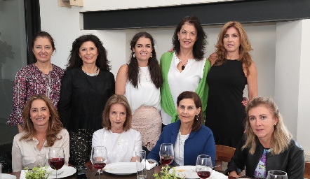  Conchita Gutiérrez, Adriana Díaz de León, Isa Torre, Tere Ramírez, Guille Hernández, Patricia Gaviño, Magda Argüelles, Luchi Grijalva y Ana Meade.