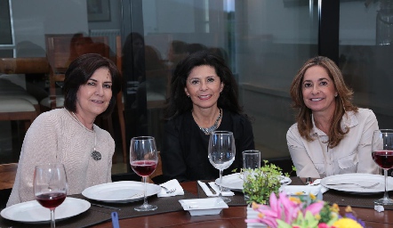  Coco Mendizábal, Adriana Díaz de León y Patricia Gaviño.