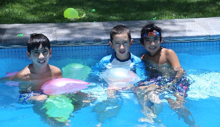  Rodrigo, Mateo y Sebastián.