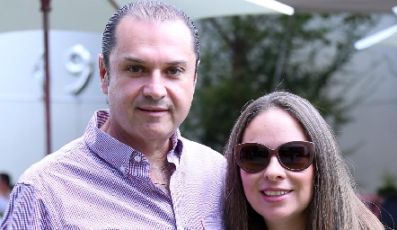  Toño Nieto y Haydée García.