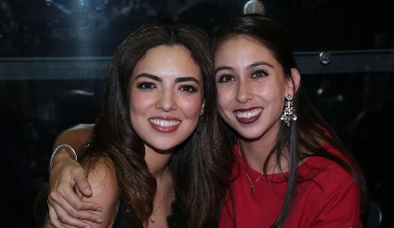  Nadia Solis y Jessy Chávez.