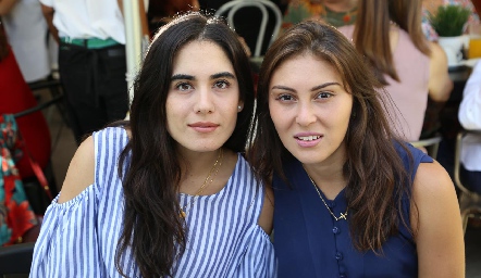  Mariana Rodríguez y Lili Medina.