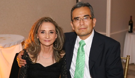  María de los Ángeles Pérez y Francisco Segura.
