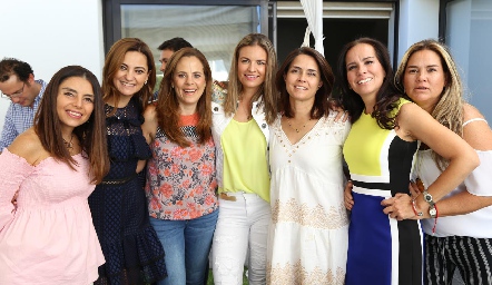  Claudia Leal, Rosamary Rosillo, Paty Fernández, Francine Coulon, Fernanda Félix, Beba Montelongo y Daniela Benavente.