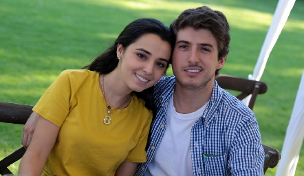  Brenda Aguilar y Juan Carlos Navarro.